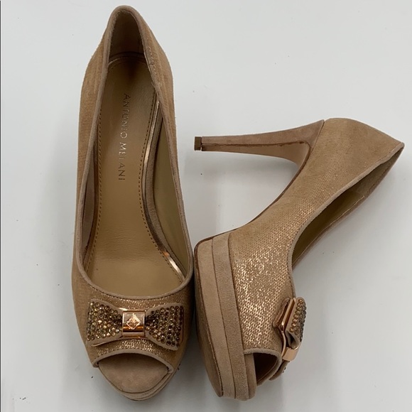 Gianni Bini Shoes - Euc Gianni Bini platform pave bow rose gold heels